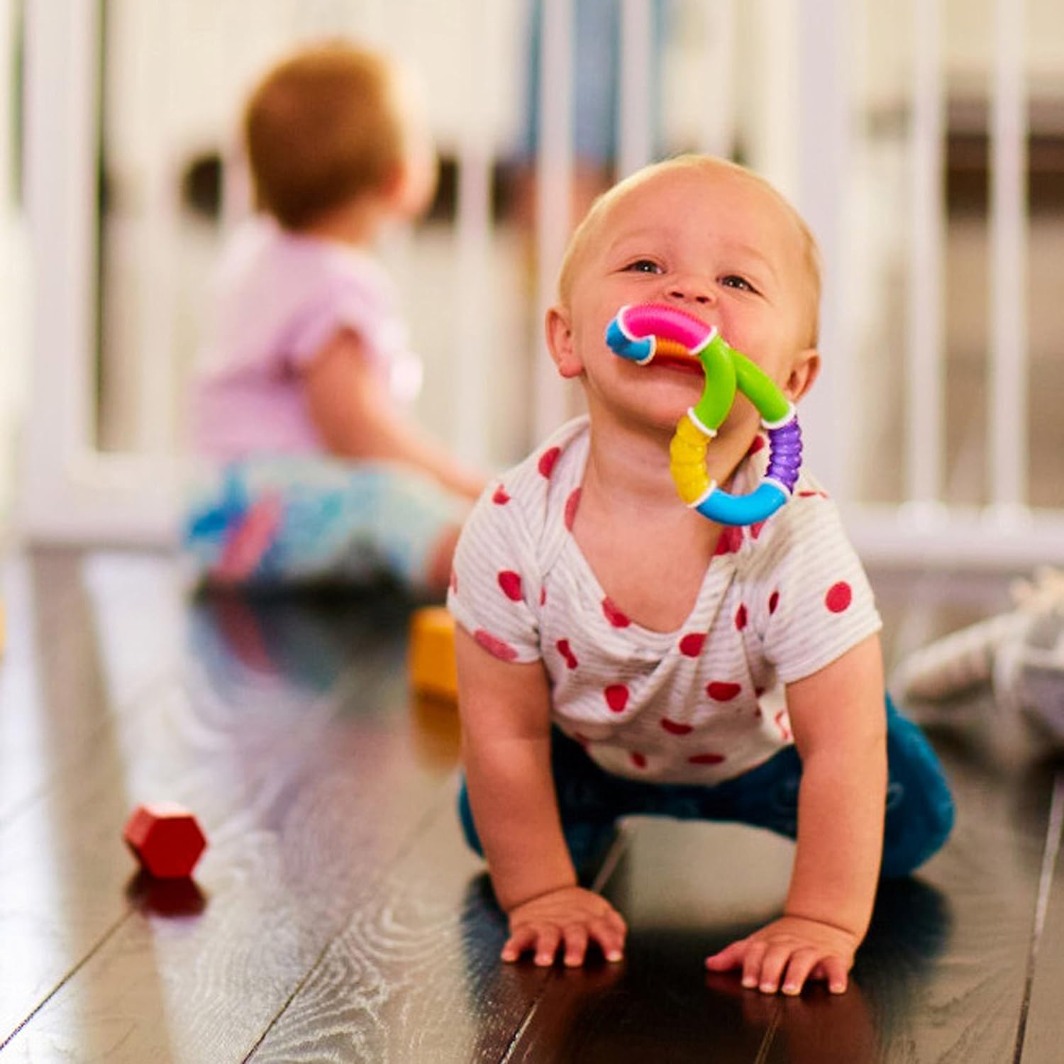 Twisty Figure 8 Teether