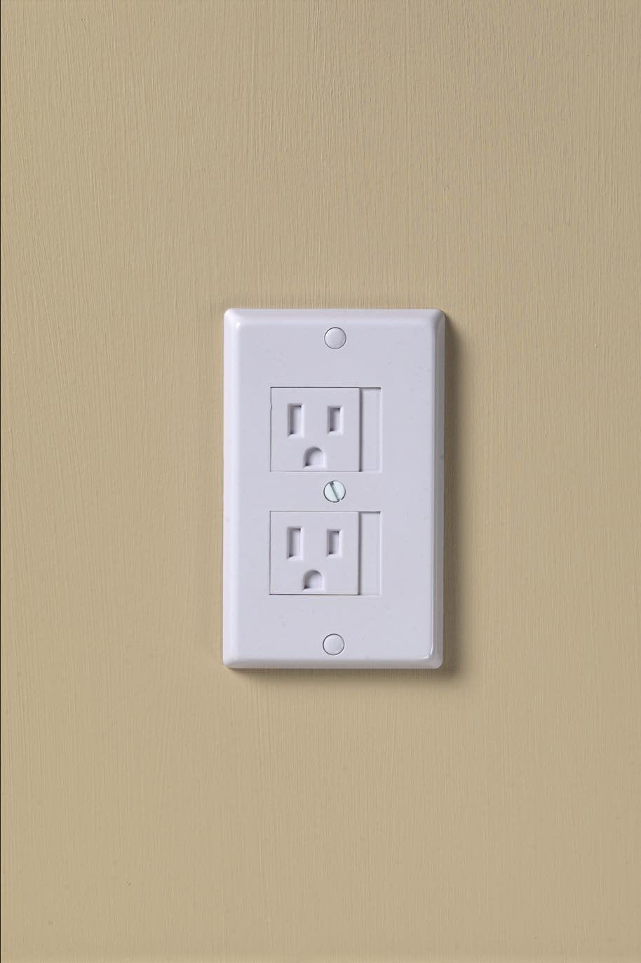 Universal Outlet Cover -Set of 3